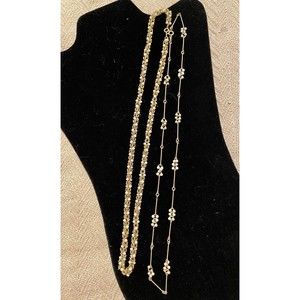 ❌sold❌Vintage Lot Of 2 Avon Gold Tone Chain With Faux Pearls.